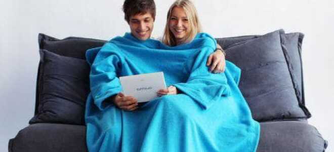 Плед-халат для двоих – трансформер с руками и капюшоном