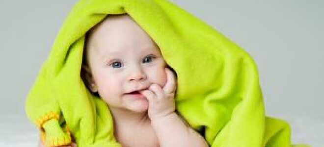 Плед для новорожденных: необходимые характеристики материалов, советы по выбору