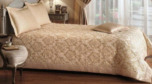односпальное покрывало от East Comfort